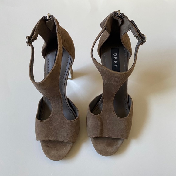 DKNY Colby T-Strap Heels Neutral Taupe Size 7 - Picture 4 of 11
